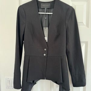BCBG MaxAzria Women’s Button up Suit Jacket Stylish Design Size XXS